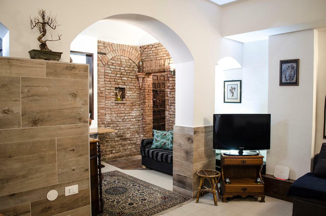 Medieval Central Apartment Bologna Bagian luar foto