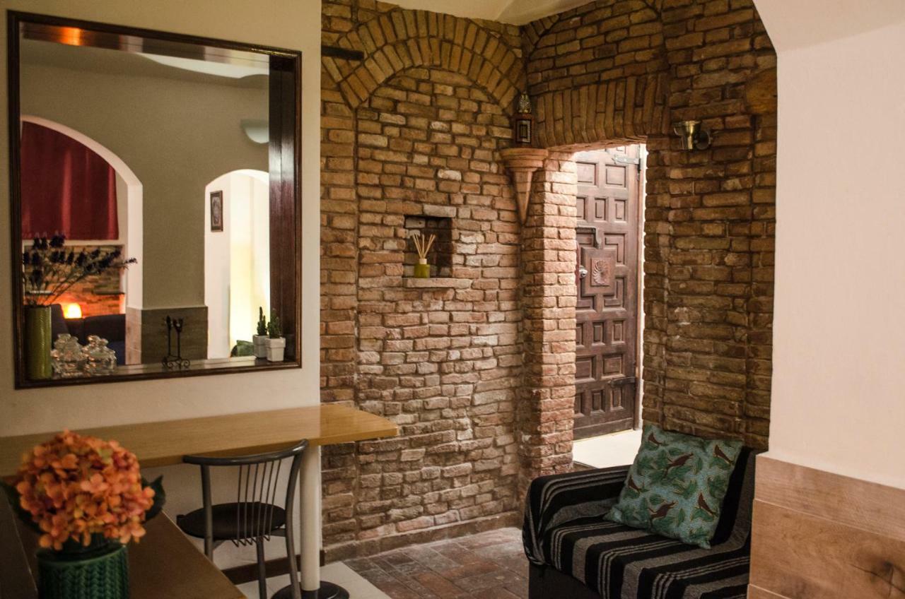 Medieval Central Apartment Bologna Bagian luar foto