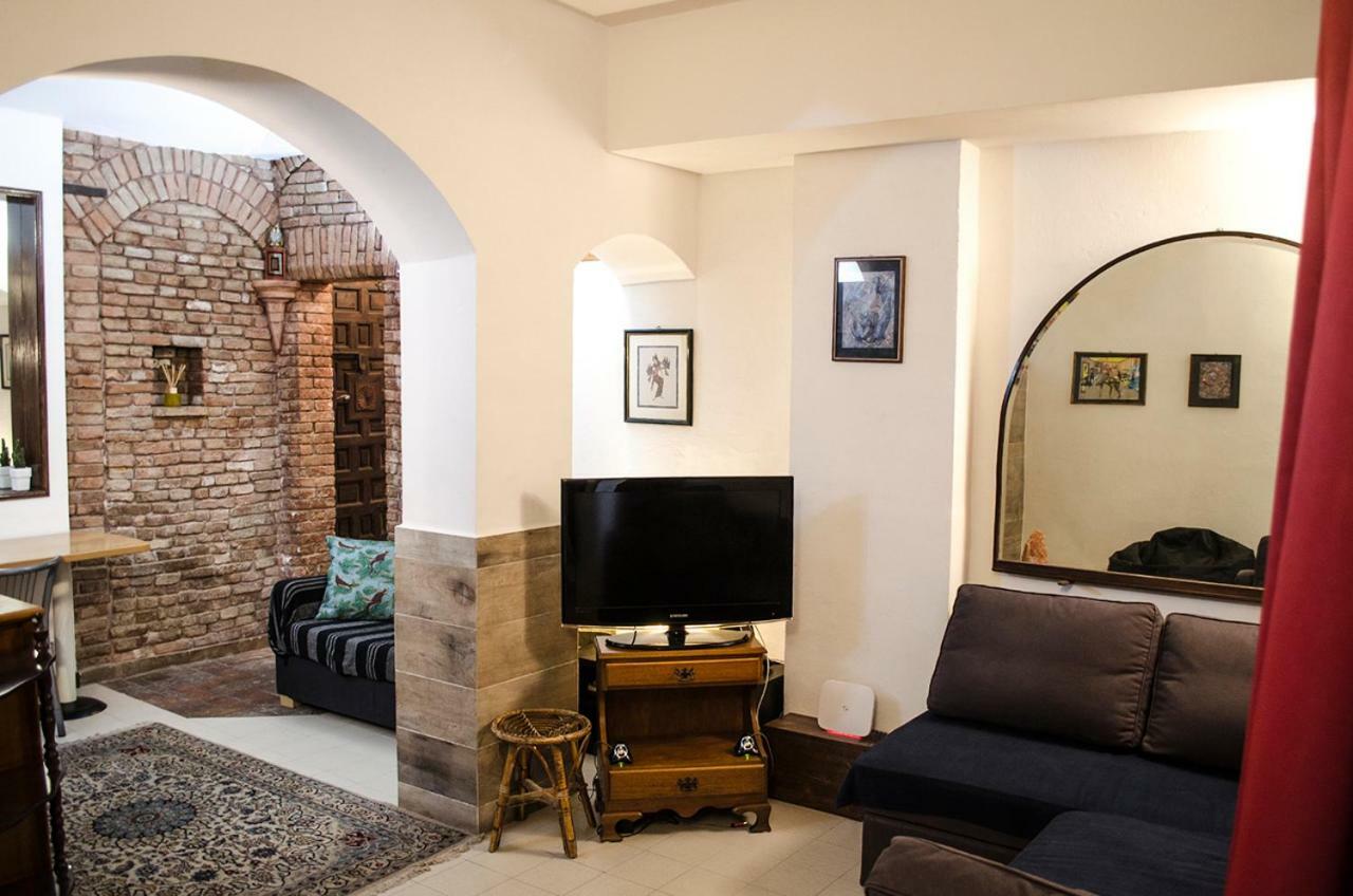 Medieval Central Apartment Bologna Bagian luar foto